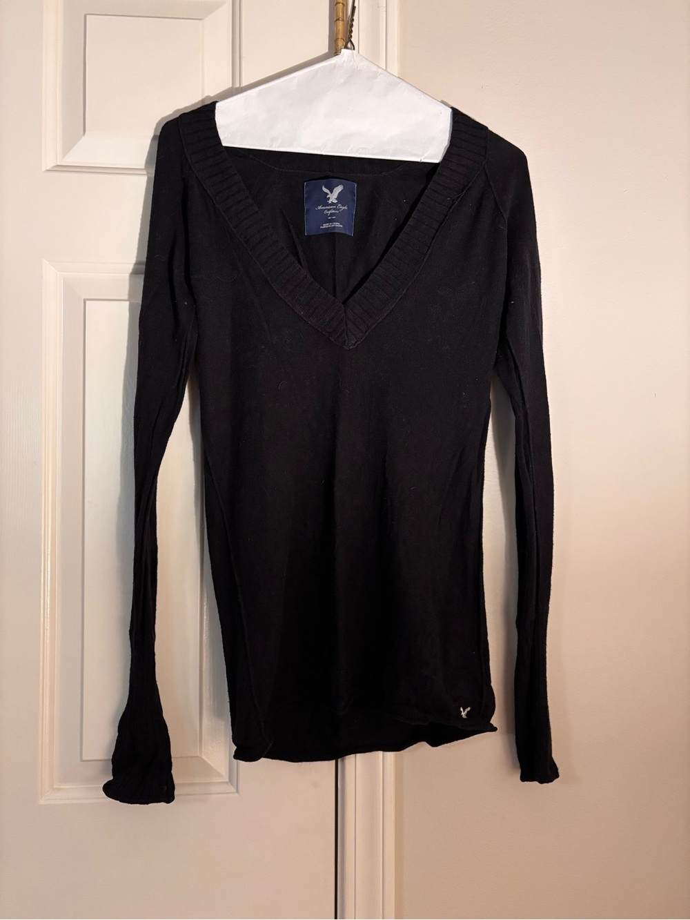 American Eagle Outfitters Black V-Neck Slim Knit Sweater